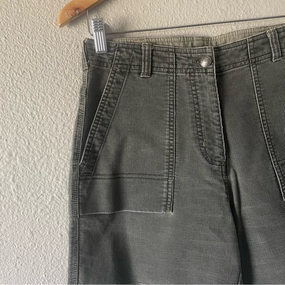 Woolrich Cotton Corduroy Shorts Women’s 4 Army Green 6” Inseam Outdoor Hiking - Picture 3 of 14